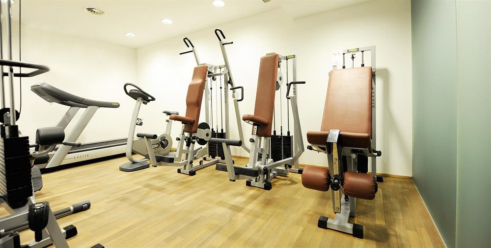 HEINHOTEL Vienna Airport Schwechat Servizi foto